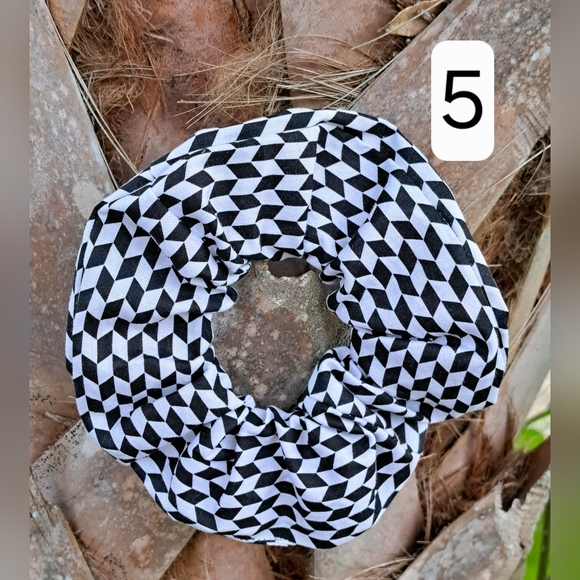 ONE Hand Crafted Cotton Scrunchie Collection #20 White Black Dots Plaid - Picture 10 of 13